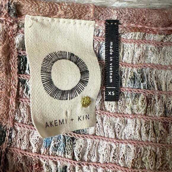 Anthropologie Akemi + Kin Floral Lace Smocked Patrizia Blouse - Picture 4 of 7